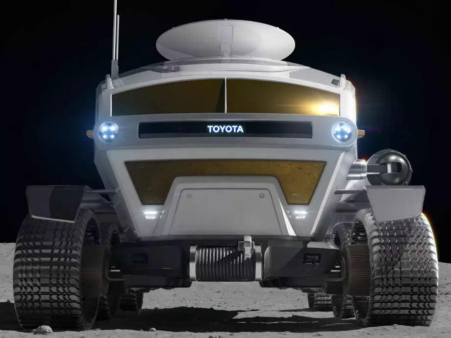 A Toyota a Holdra tart