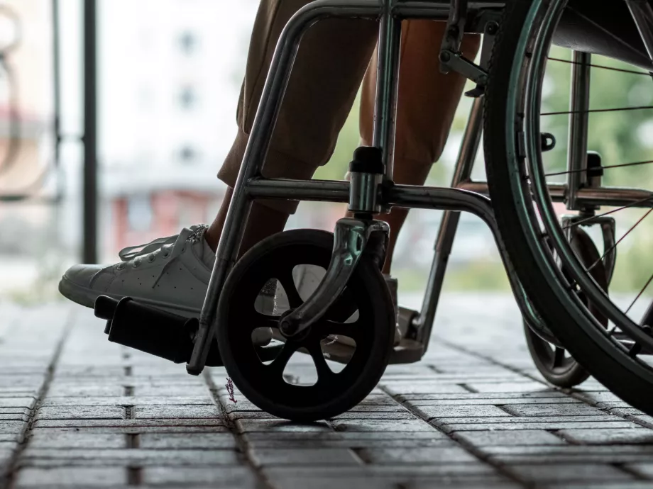 Alakemlékező implantátum segíthet elkerülni az izomsorvadást