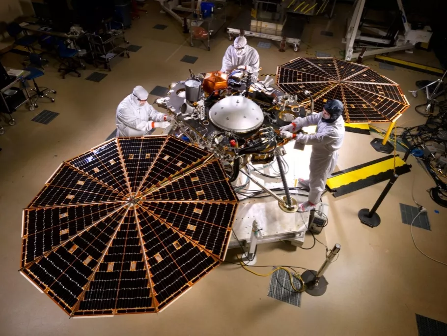Lassan elindulhat a NASA leszállóegysége a Mars felé
