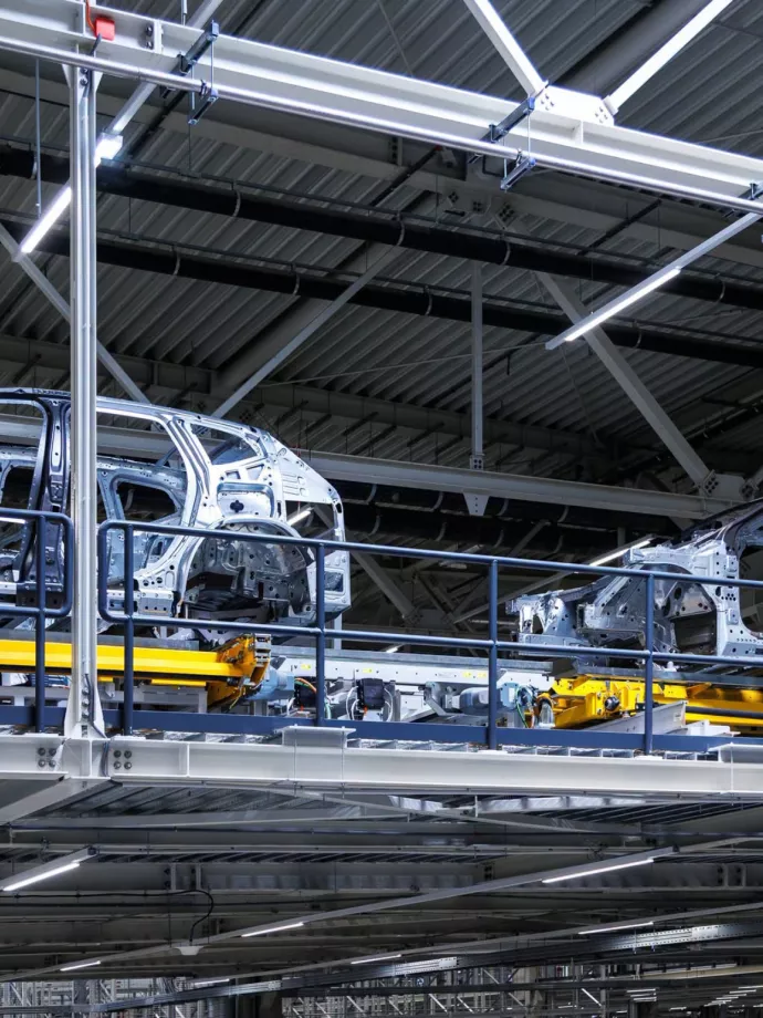 Debrecen kitűnően vizsgázott: a zöldtechnológia óvta meg a BMW iX3 gyártását az áramhiánytól