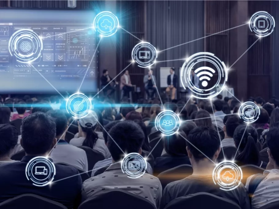 Kövesse online: Technológiai konferencia