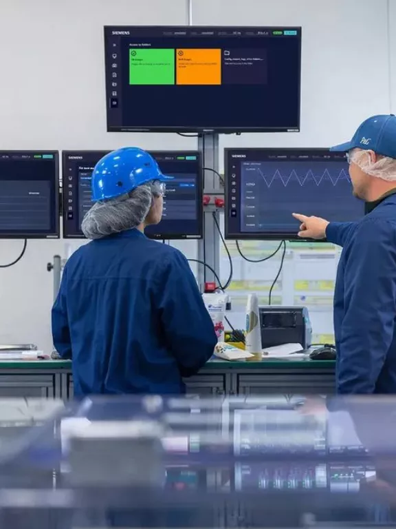 A Siemens és a P&G világszerte kiterjeszti az AI-alapú minőségellenőrzést