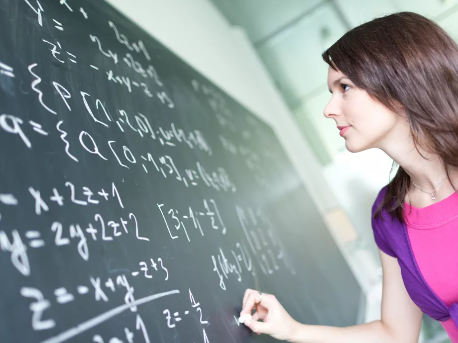 Augusztus végén Szegeden rendezik meg a 18. Közép-Európai Matematikai Olimpiát
