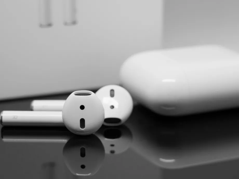 MI kamerákkal okosítanák az Airpodsokat