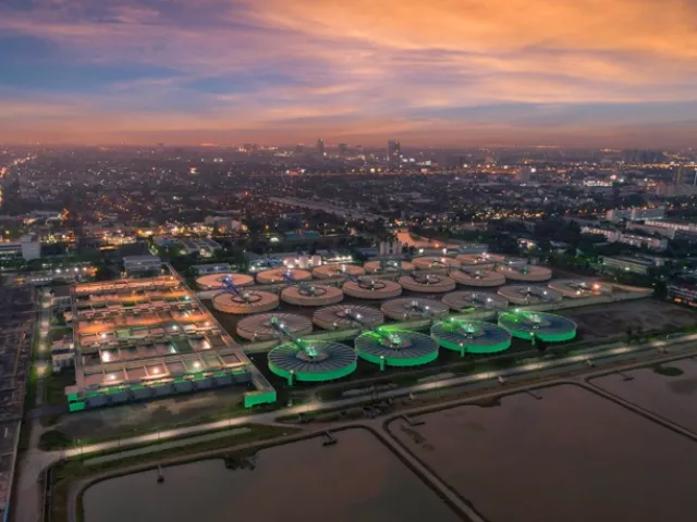 AI és fenntarthatóság: két Schneider Electric-üzem is „globális Példakép” lett
