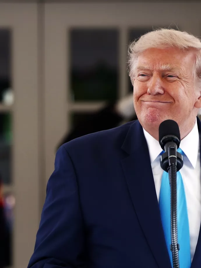 A chipgyártás kulcsalapanyagát vette célba Trump – új fejezetéhez ért az amerikai–kínai kereskedelmi konfliktus