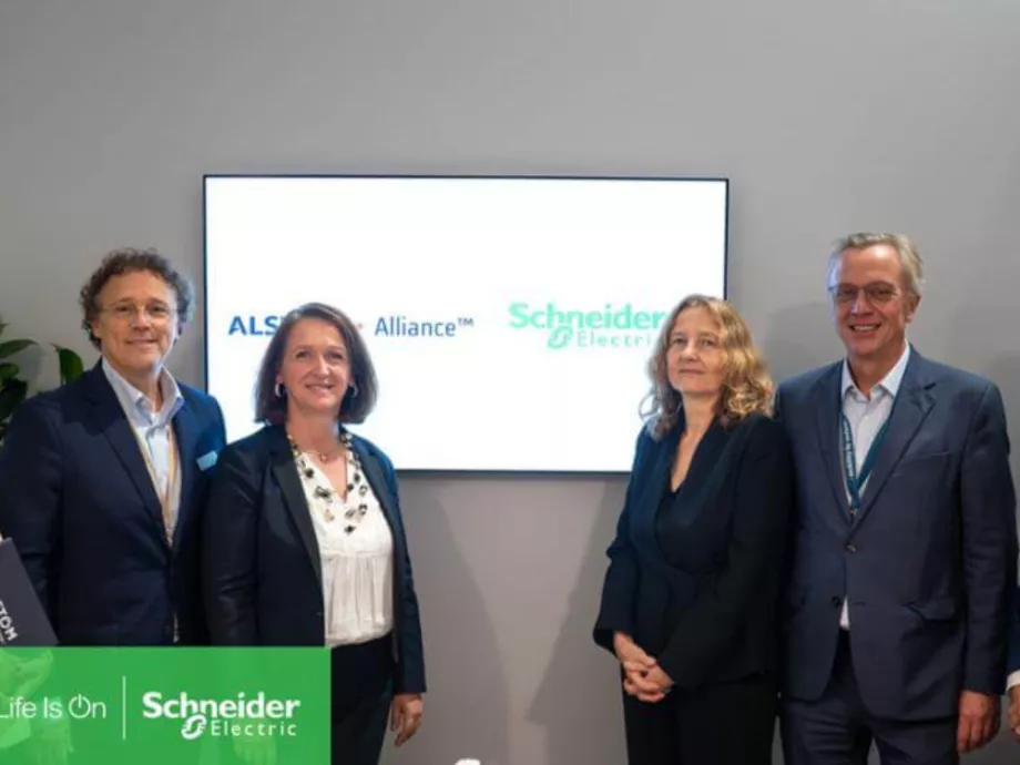 Még szorosabb együttműködés a Schneider Electric és az Alstom között