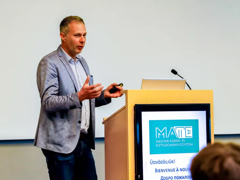 „Hack the CliMATE" – gödöllői egyetemisták a fenntarthatóbb jövőért versenyeztek