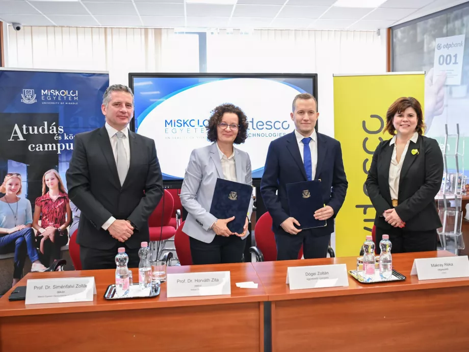 A gyakorlatorientált mérnökképzés támogatása a cél